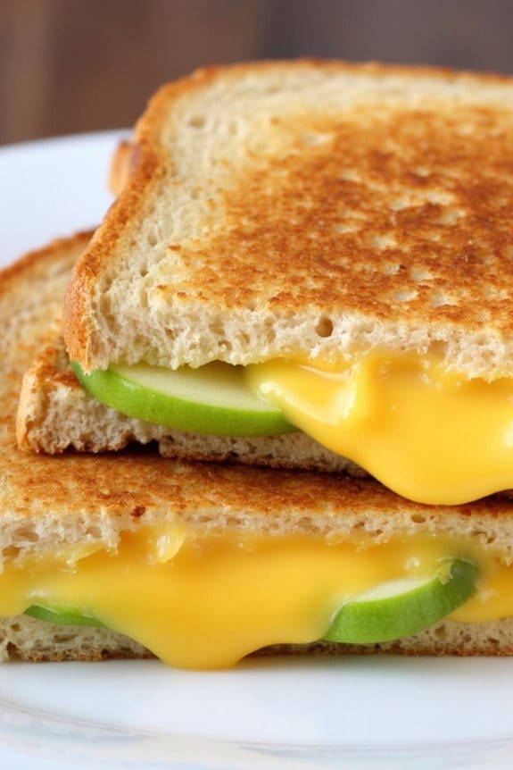 creamy havarti apple sandwich